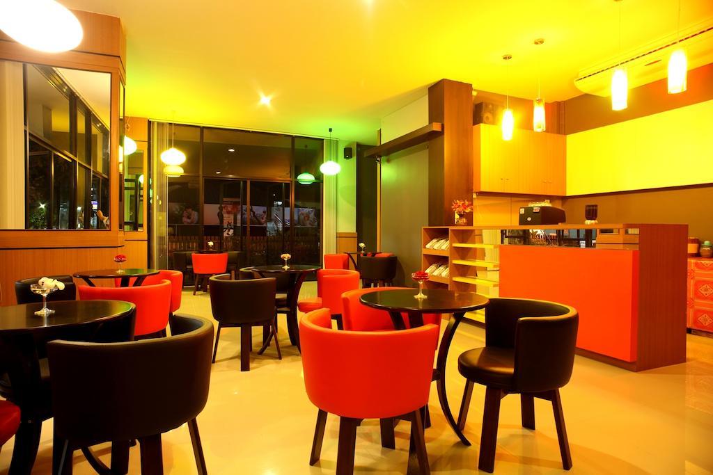 The Corner Hotel (Adults Only) Chiang Rai Exterior foto