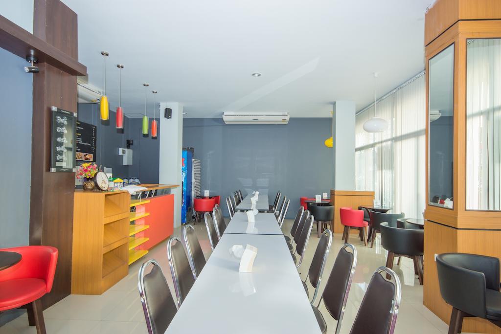 The Corner Hotel (Adults Only) Chiang Rai Exterior foto